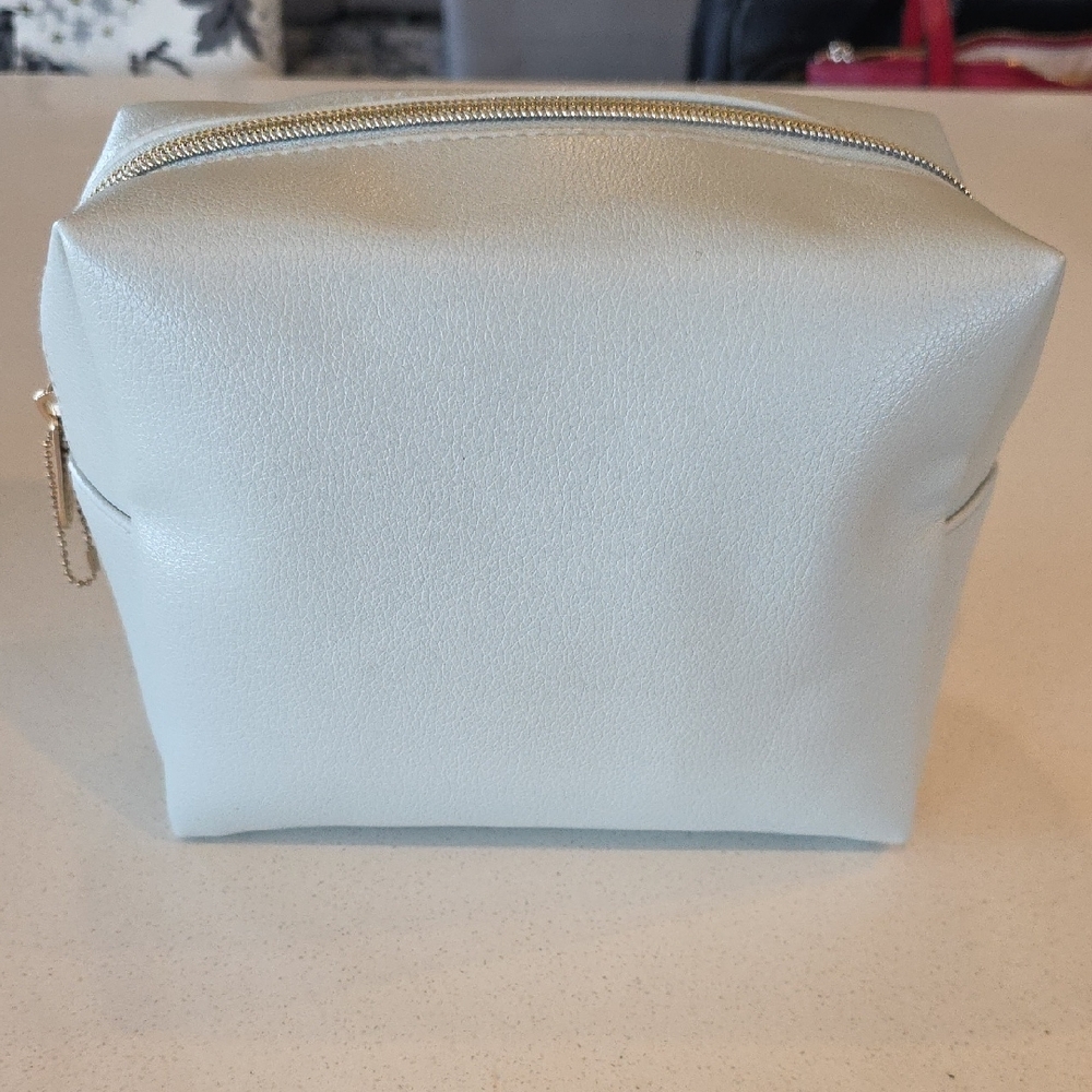 Chic Light Gray Cosmetic Bag